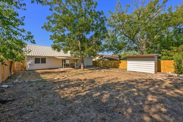 $2,590 | 1114 Stoneoak Lane, Austin, TX 78745