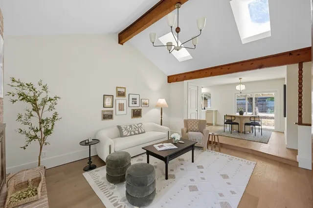 $2,590 | 1114 Stoneoak Lane, Austin, TX 78745