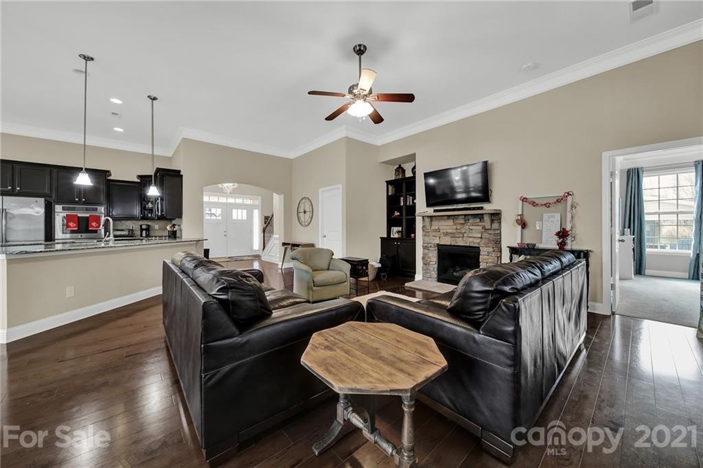 227 Annatto Way Tega Cay, SC 29708 - Photo 8 of 48 Gallery Image 8