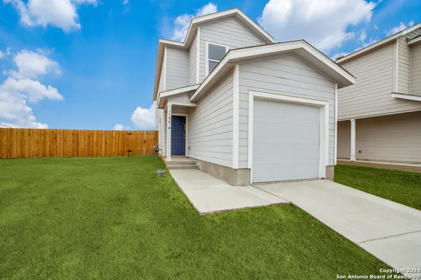 $1,800 | 3704 Millbrook Way, San Antonio, TX 78245