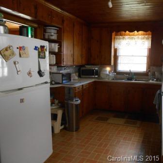 703 C E Stewart Road Clover, SC 29710 - Photo 4 of 23 Gallery Image 4