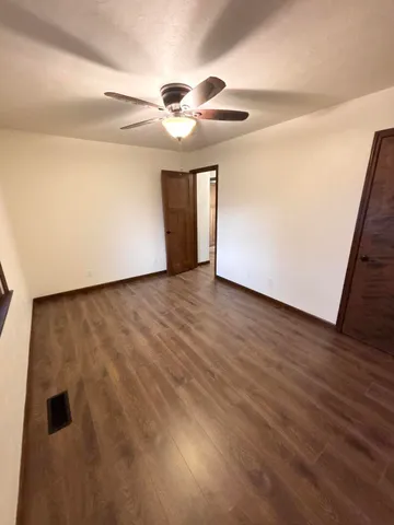 $225,000 | 112 Donoho Drive, Salem, IL 62881