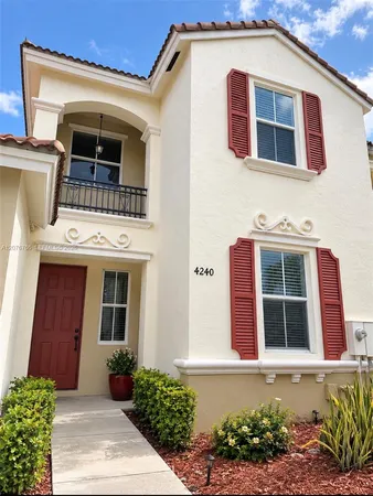 $2,490 | 4240 Northeast 9th Street, Homestead, FL 33033