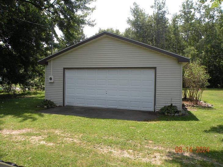9220 East Pickard Road Mount Pleasant, MI 48858 - Photo 5 of 30 1925996-4d2dff03-614a-41fe-b6db-0ee254058030.JPG