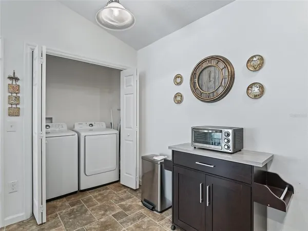 $2,100 | 1657 McDonald Court, The Villages, FL 34762