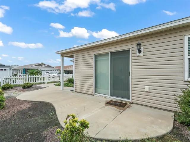 $2,100 | 1657 McDonald Court, The Villages, FL 34762