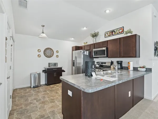 $2,100 | 1657 McDonald Court, The Villages, FL 34762