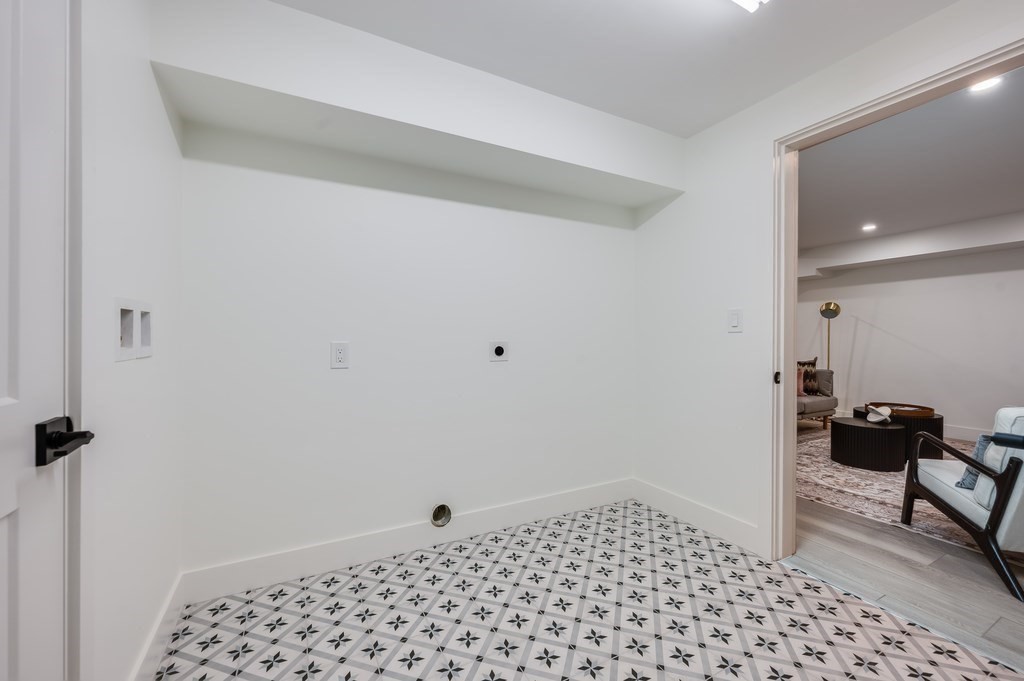 96 Otis Street, Unit 2 Cambridge, MA 02141 - Photo 35 of 42 a bathroom with a sink