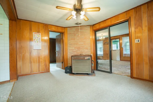 $250,000 | 427 Cove Creek Road, Roan Mountain, TN 37687