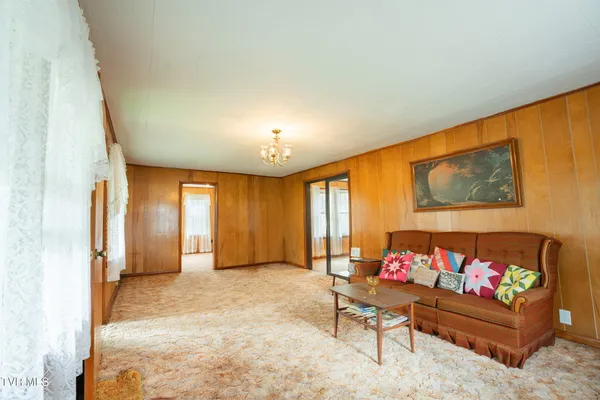 $250,000 | 427 Cove Creek Road, Roan Mountain, TN 37687