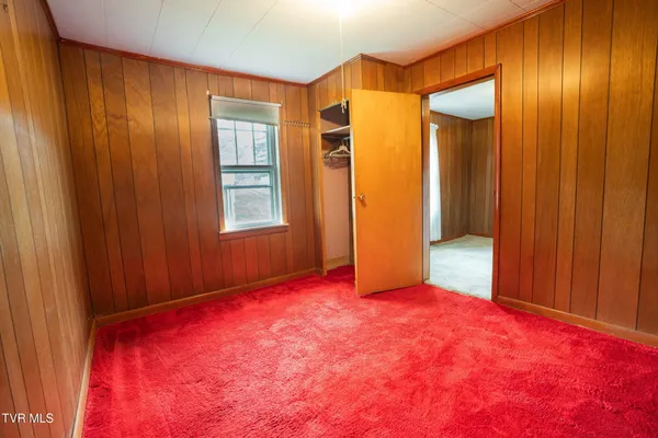 $250,000 | 427 Cove Creek Road, Roan Mountain, TN 37687