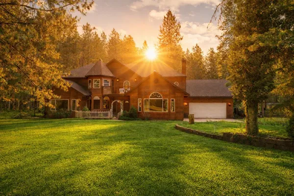 $695,000 | 28310 North Short Road, Deer Park, WA 99006