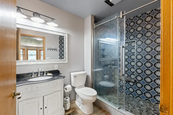 $695,000 | 28310 North Short Road, Deer Park, WA 99006