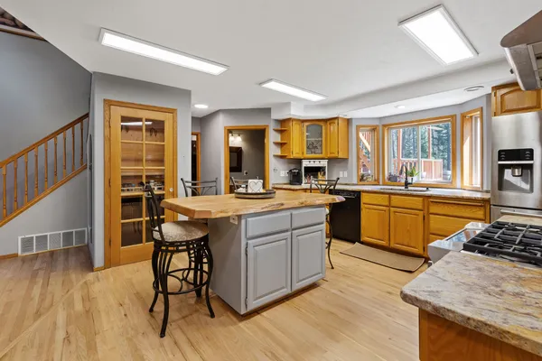 $695,000 | 28310 North Short Road, Deer Park, WA 99006