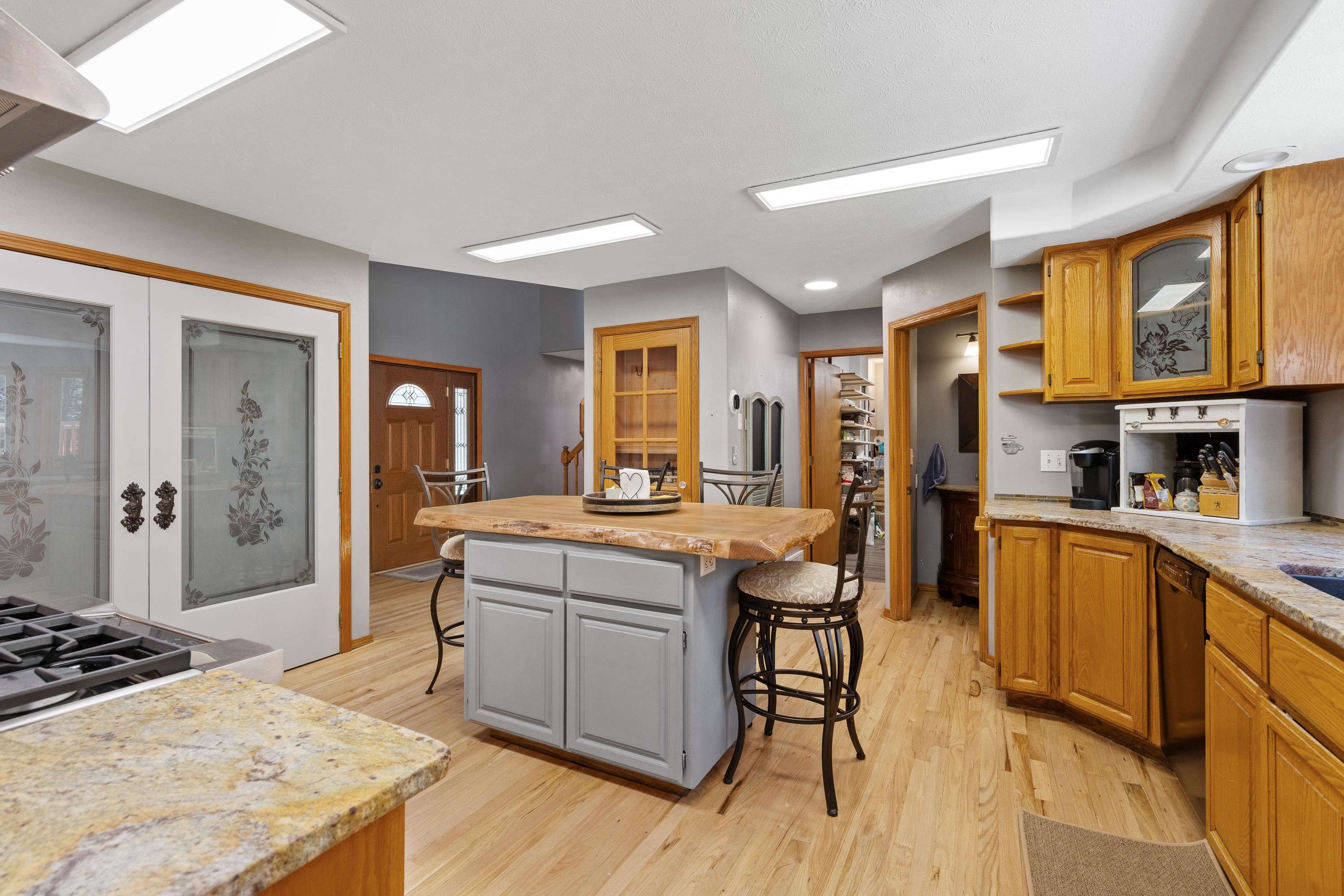 28310 North Short Road Deer Park, WA 99006 - Photo 6 of 47