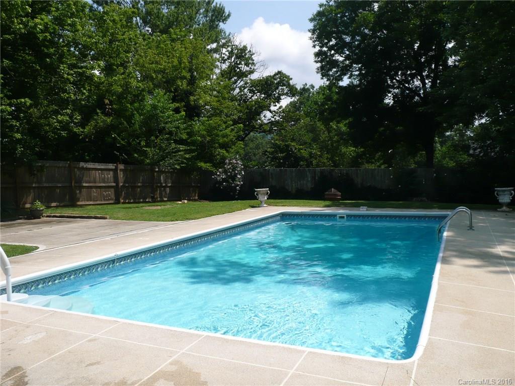 9 North Pershing Road Asheville, NC 28805 - Photo 2 of 14 Gallery Image 2