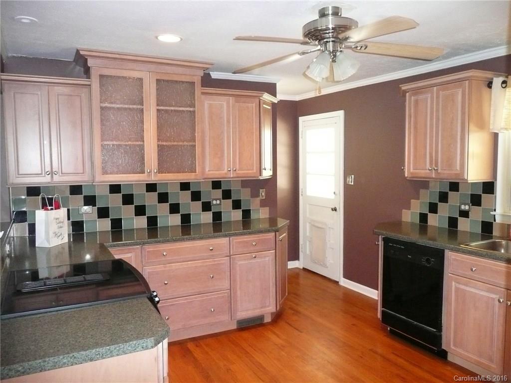 9 North Pershing Road Asheville, NC 28805 - Photo 5 of 14 Gallery Image 5