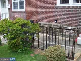 144 Golf Road Darby, PA 19023 - Photo 4 of 5