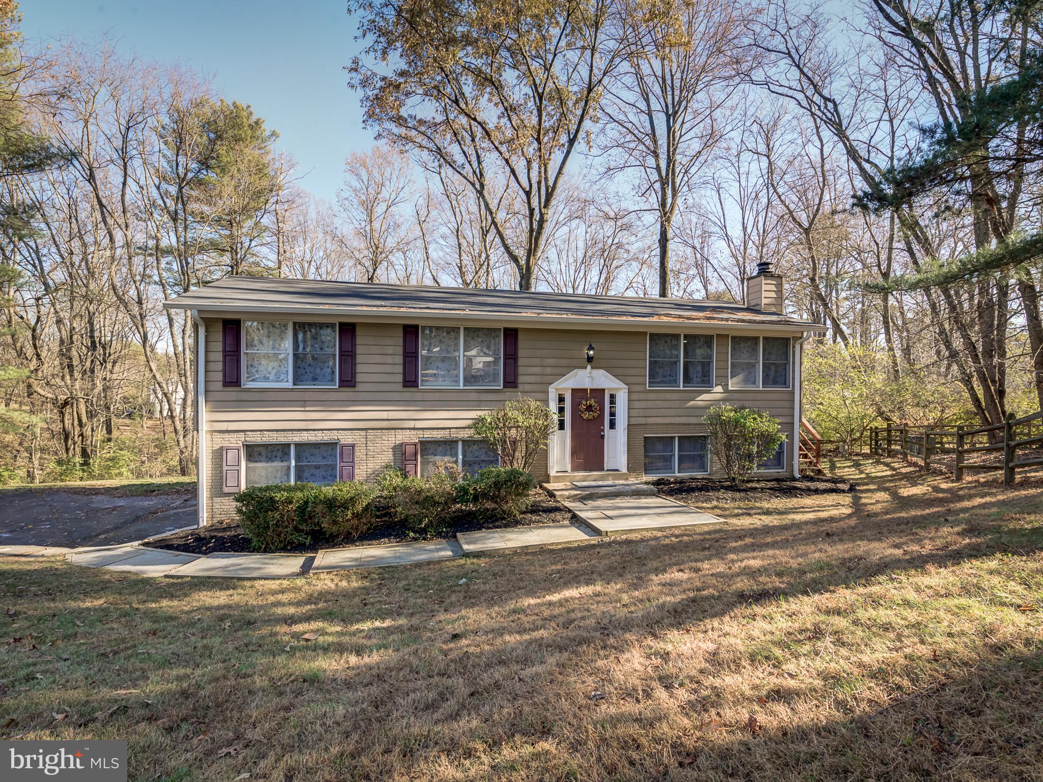 10814 Oldfield Drive Reston, VA 20191 - Photo 2 of 77