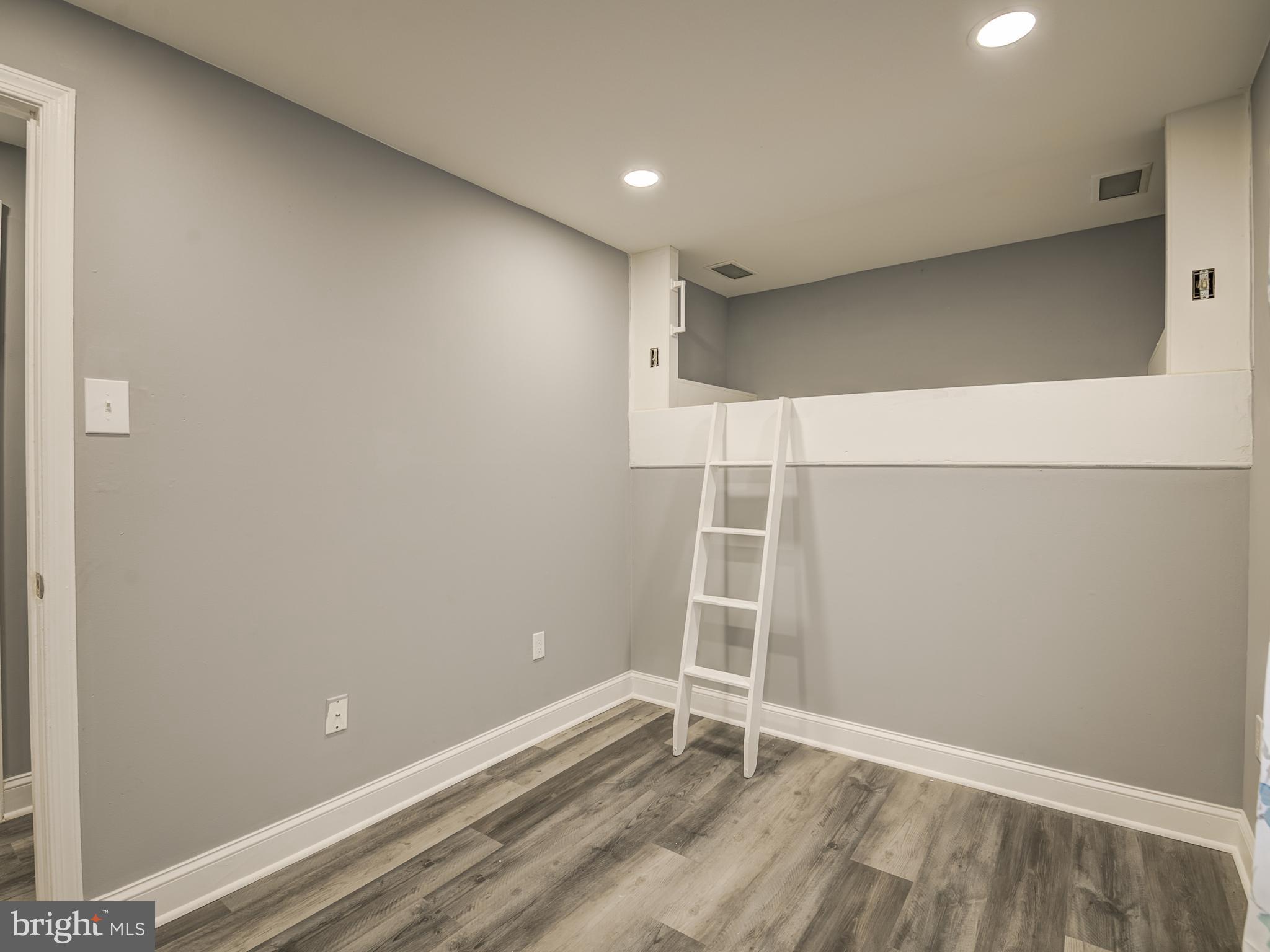 10814 Oldfield Drive Reston, VA 20191 - Photo 32 of 77