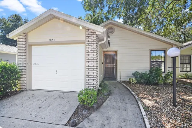 $199,950 | 3910 Northeast 22nd Lane, Ocala, FL 34470