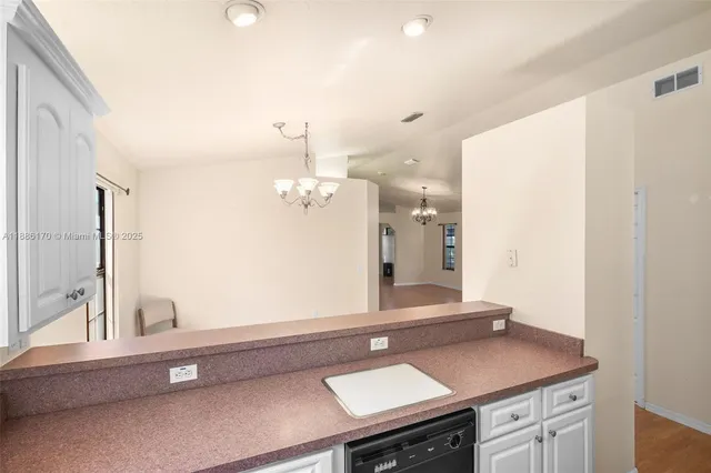 $199,950 | 3910 Northeast 22nd Lane, Ocala, FL 34470