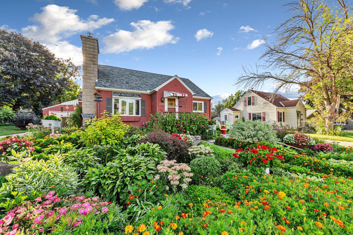 1124 8th Avenue Southwest Faribault, MN 55021 - Photo 5 of 57