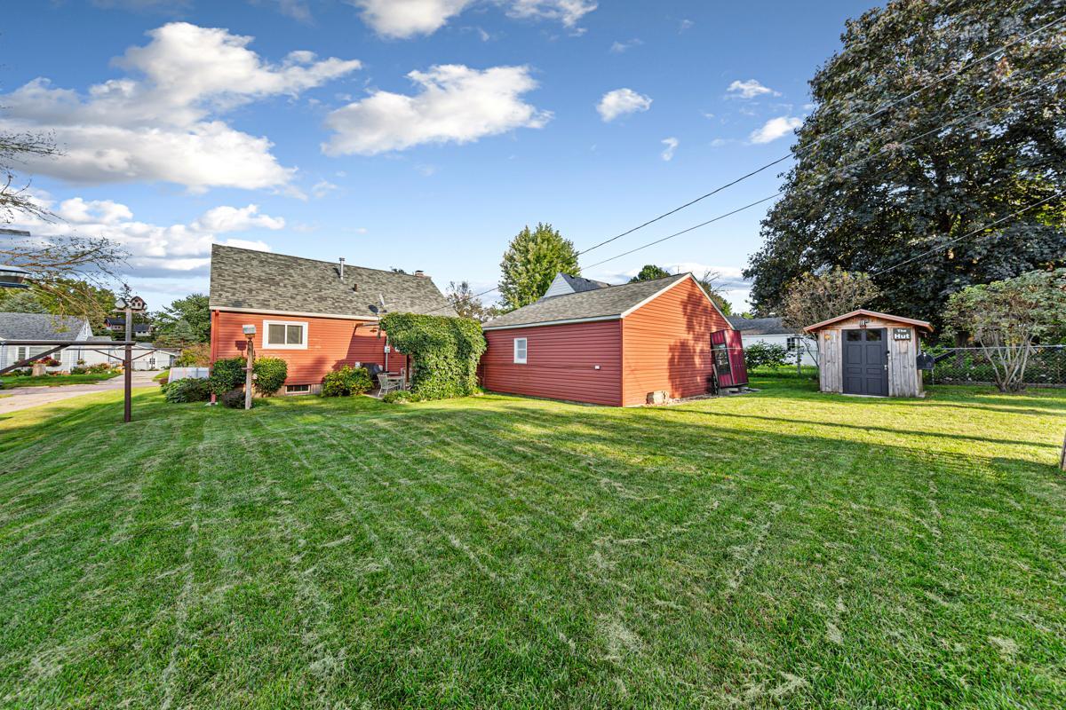 1124 8th Avenue Southwest Faribault, MN 55021 - Photo 10 of 57