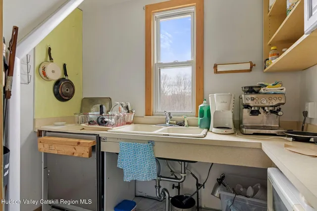 $990,000 | 2021-2071 Potic Mountain Road, Coxsackie, NY 12058