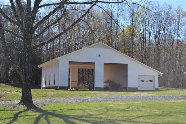 $380,000 | 208 Twin Springs Road, Mayodan, NC 27027