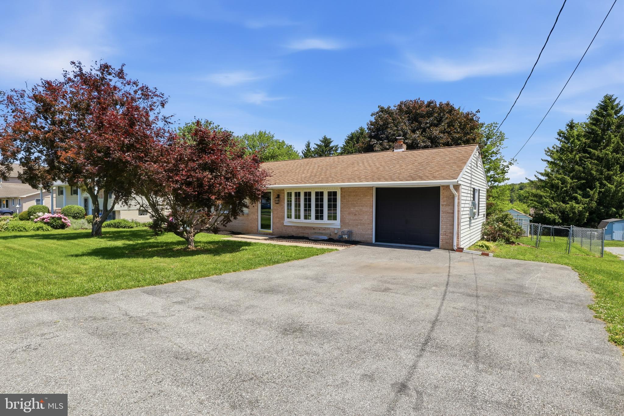 1825 Powder Mill Road York, PA 17402 - Photo 4 of 43