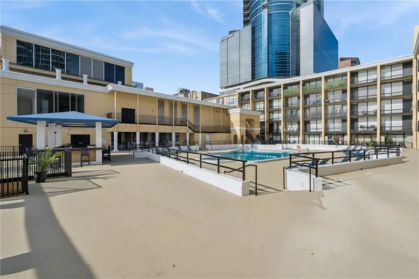 $3,000 | 151 East Washington Street, Unit PH3A, Orlando, FL 32801