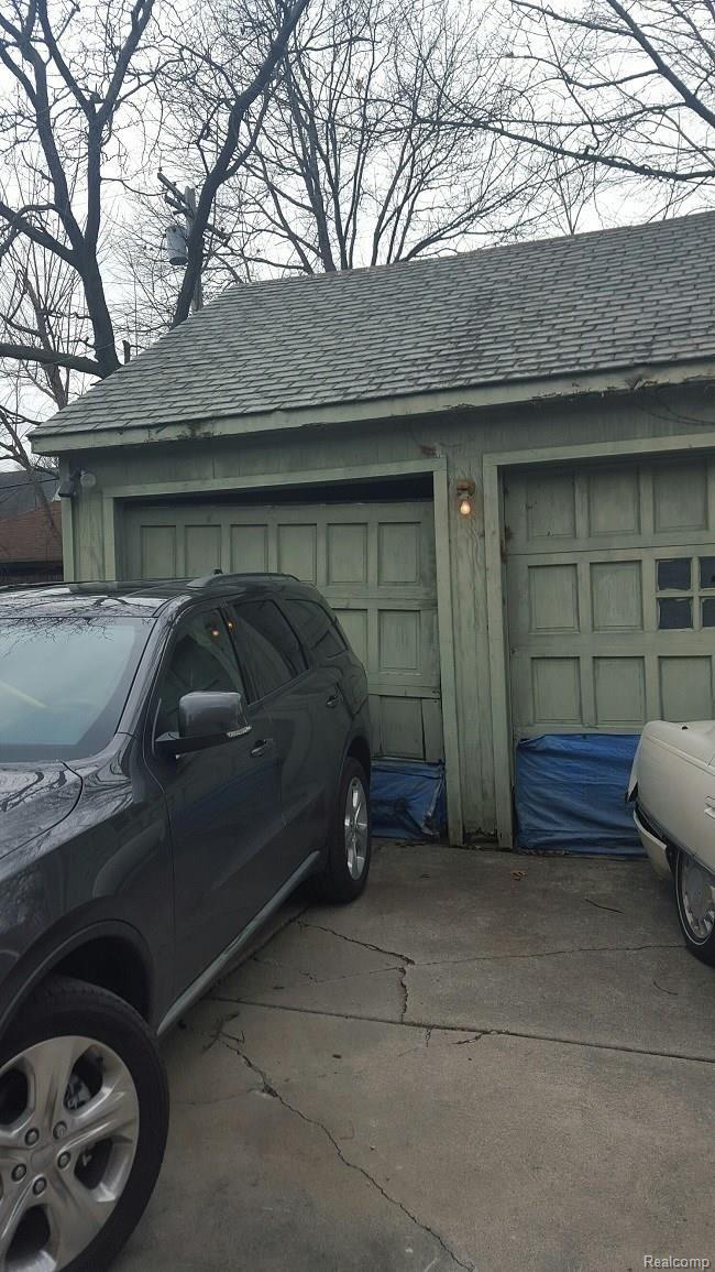 Garage.jpg