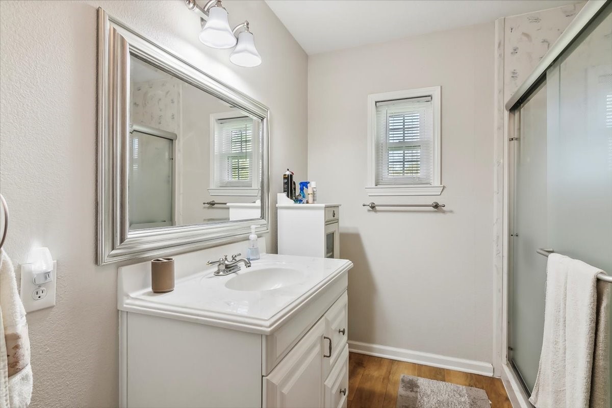 313 Roy Road Wallisville, TX 77597 - Photo 20 of 38