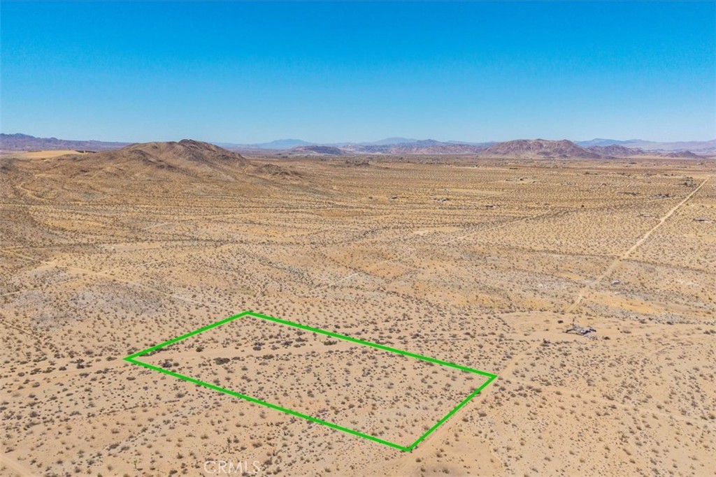 411 Willie Way Landers, CA 92285 - Photo 26 of 28 a view of ocean and mountain