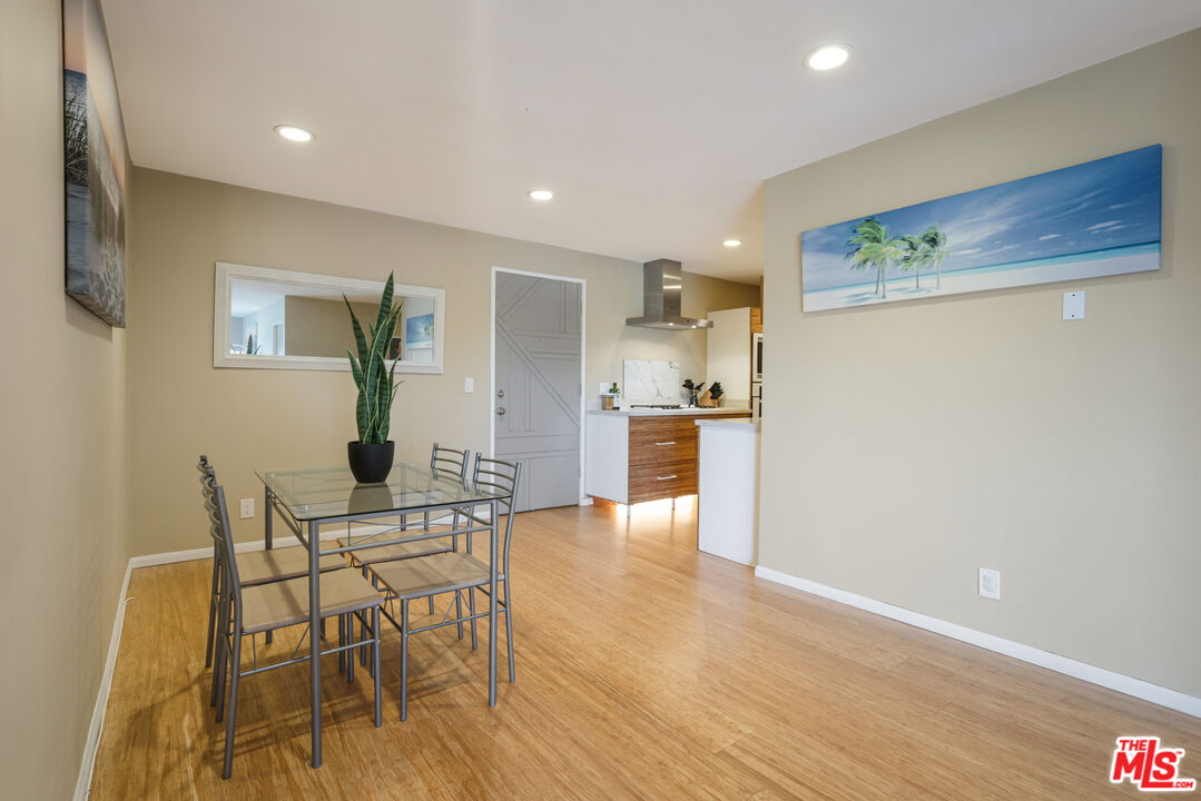 8001 Redlands Street, Unit 207 Playa del Rey, CA 90293 - Photo 12 of 22 Gallery Image 12