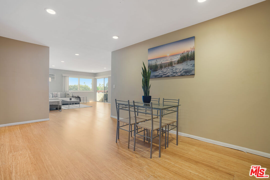 8001 Redlands Street, Unit 207 Playa del Rey, CA 90293 - Photo 13 of 22 Gallery Image 13