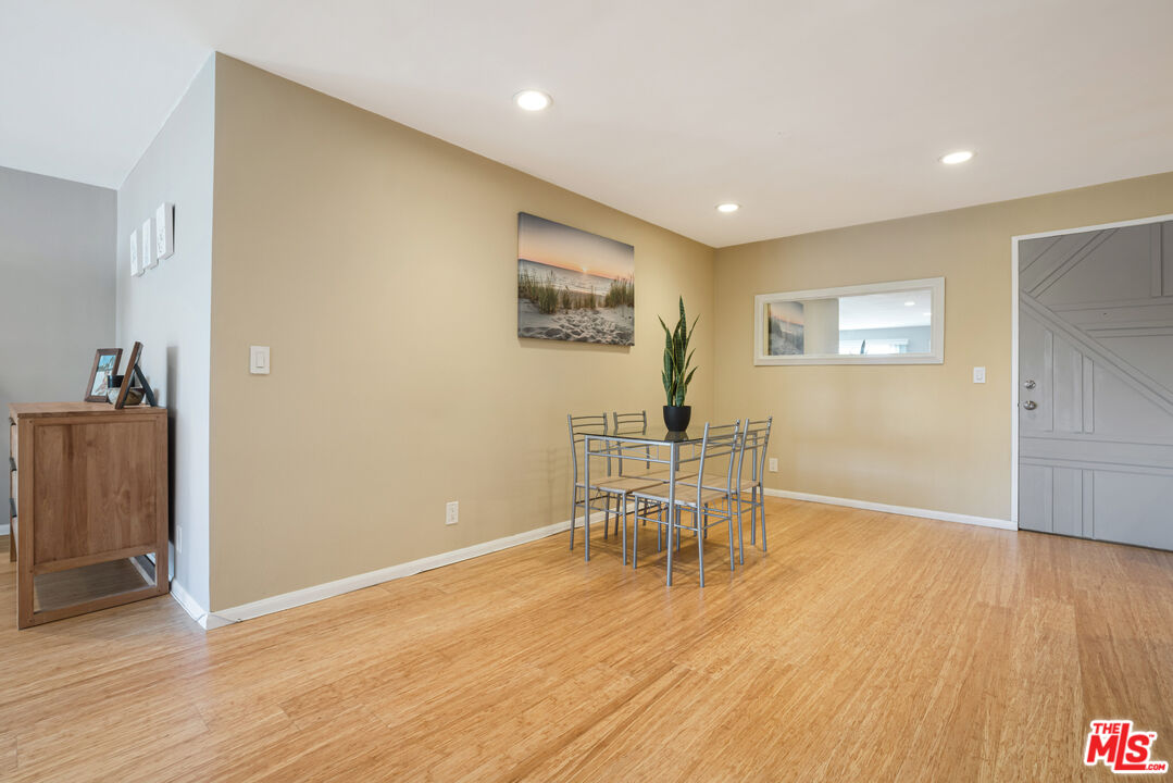8001 Redlands Street, Unit 207 Playa del Rey, CA 90293 - Photo 14 of 22 Gallery Image 14