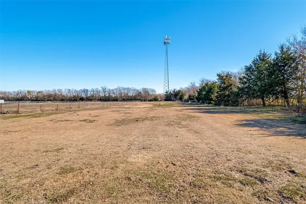 $395,000 | 303 County Road 2748, Caddo Mills, TX 75135
