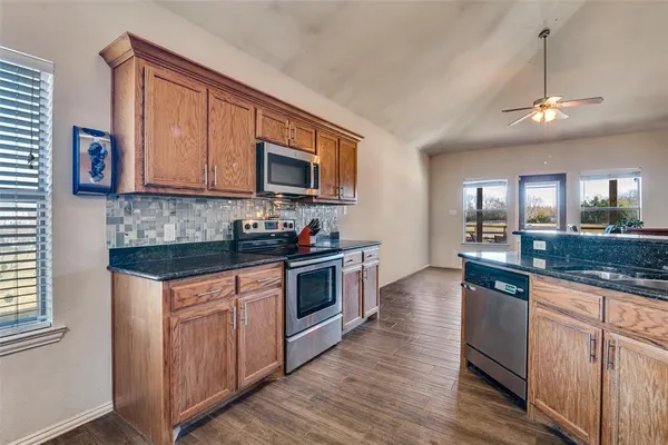 $395,000 | 303 County Road 2748, Caddo Mills, TX 75135