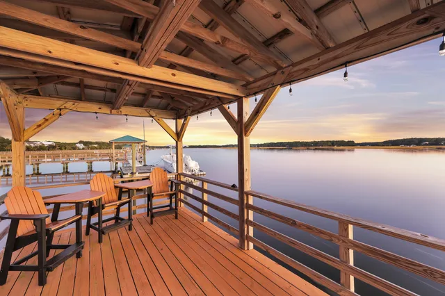 $2,290,000 | 4586 Cape Island Drive, Awendaw, SC 29429