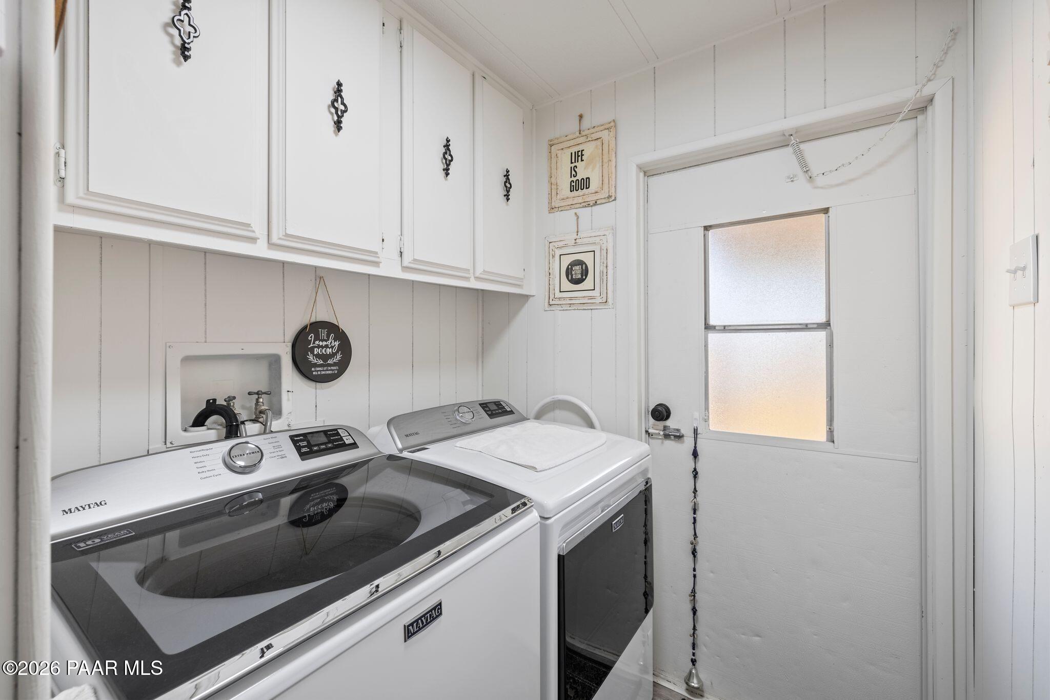 1375 Lakeview Road Prescott, AZ 86301 - Photo 14 of 46 065-Laundry