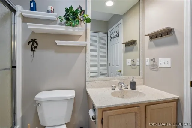 $199,900 | 15 Monterey Dr Lake, Unit 3A3B, Lake Ozark, MO 65049