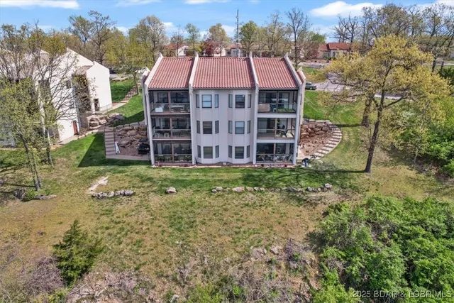 $199,900 | 15 Monterey Dr Lake, Unit 3A3B, Lake Ozark, MO 65049
