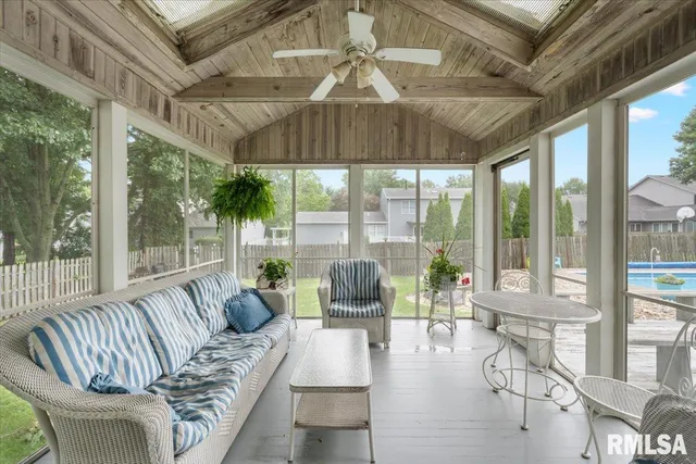 $394,900 | 3610 73rd Street, Moline, IL 61265