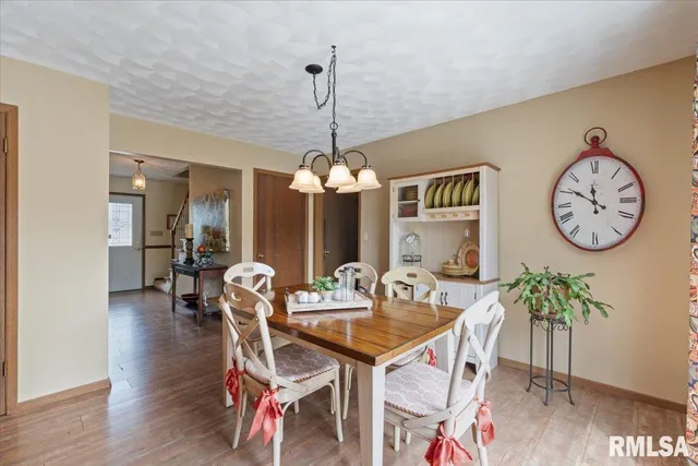 $394,900 | 3610 73rd Street, Moline, IL 61265