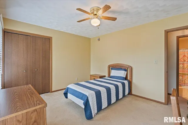 $394,900 | 3610 73rd Street, Moline, IL 61265