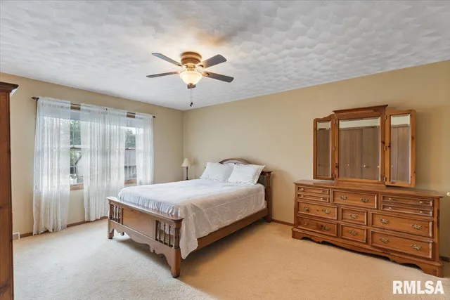 $394,900 | 3610 73rd Street, Moline, IL 61265