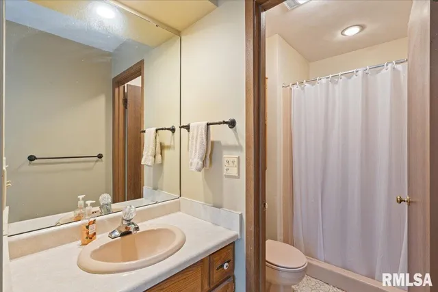 $394,900 | 3610 73rd Street, Moline, IL 61265