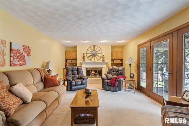 $394,900 | 3610 73rd Street, Moline, IL 61265